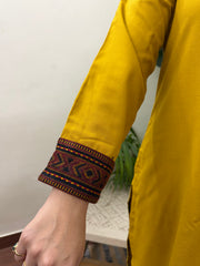 Mustard solid woollen kurta with border
