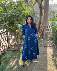 Indigo dress with pockets