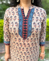 Beige Buta kurta with Ajrakh border