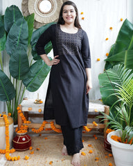 Black Embroidered Yoke Kurta