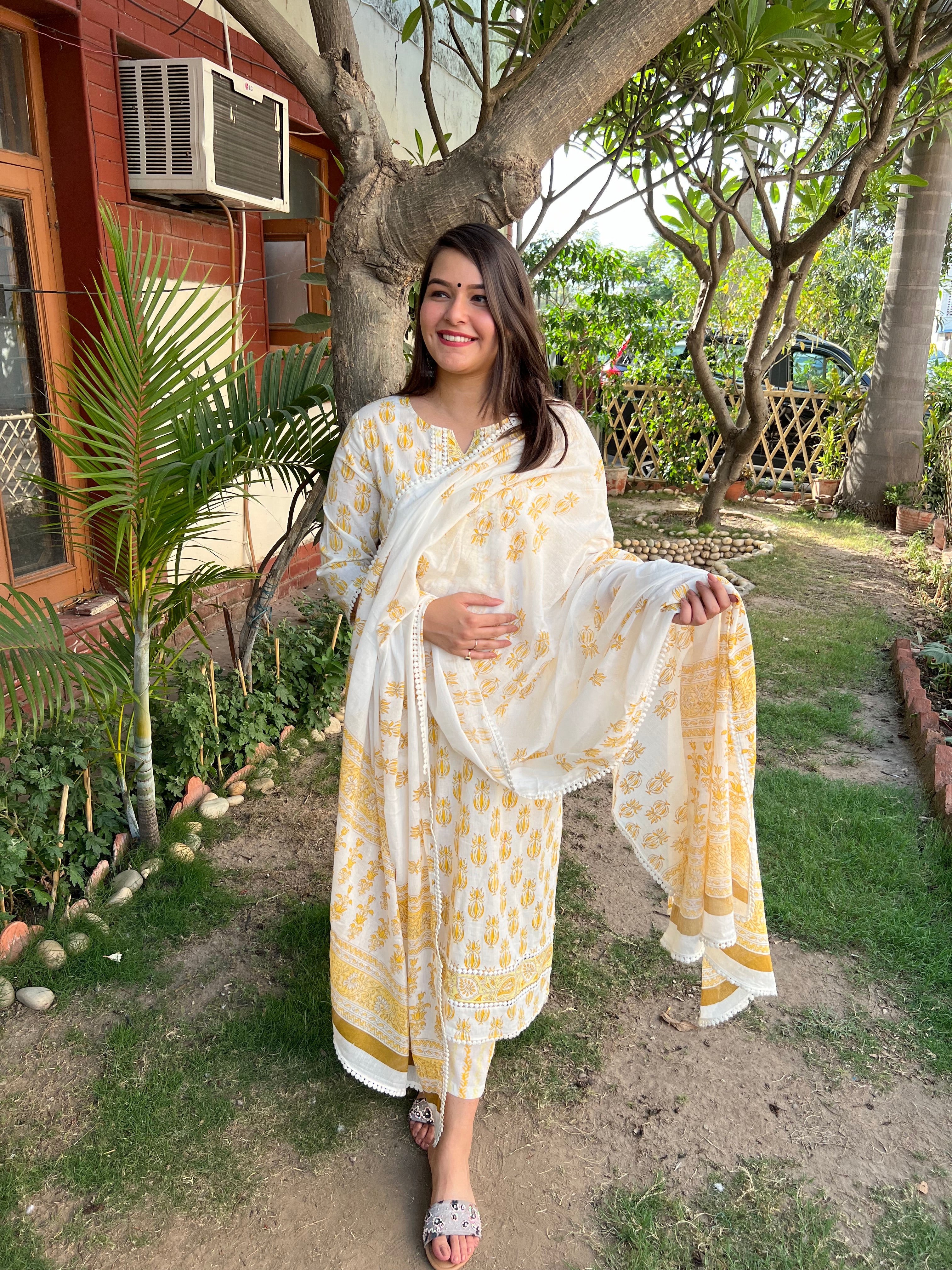 Lemon Buti lacework full suit set - MYSANSKRITAM