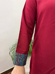 Maroon solid kurta with border