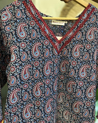Black Ambi geometric lace kurta