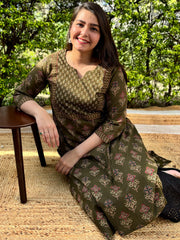 Mehendi green sanganeri yoke kurta