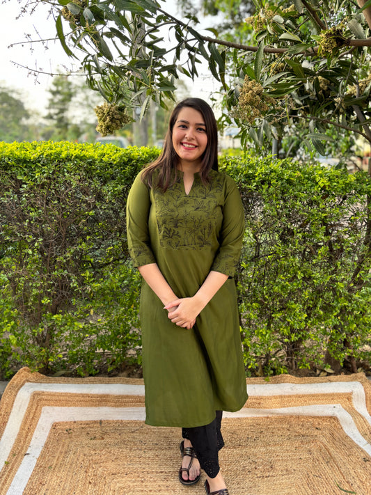 Bottle green Kurta with embroidered yoke