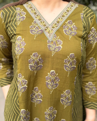 Mehendi green aline kurta with pocket