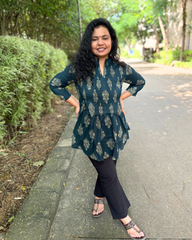 Bottle green buta Pintucks top