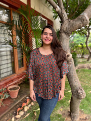 Modal silk geometric top