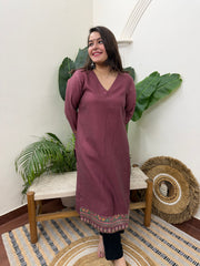 Onion pink woollen kurta with border