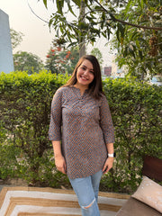 Blue beige geometric button kurti