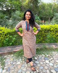 Beige Buta kurta with Ajrakh border