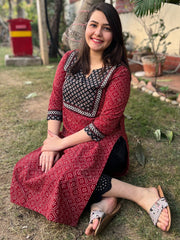 Maroon Bindi Yoke kurta