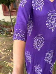 Purple Buta Kurta With Lining by Sanskritam