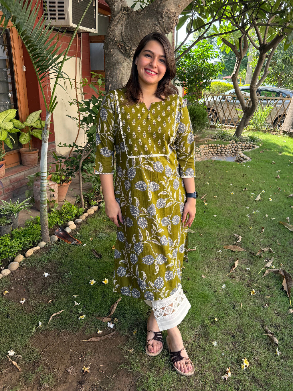 Mehendi Green Yoke Kurta by Sanskritam