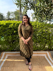 Mehendi green sanganeri yoke kurta