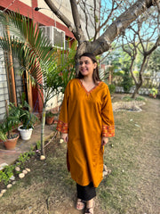 Mustard Kullu patti pocket phiran (loose fitting)