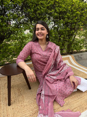 Pink sanganeri V neck kurta duppata set