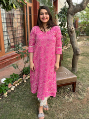 Pink textured Aline kurta with Pocket