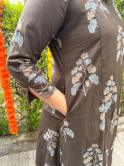 Brown Buta A-line Kurta With Pocket