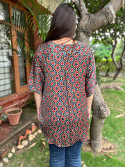 Modal silk geometric top