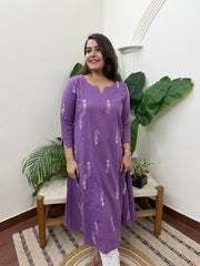 Lavender big ambi aline kurta