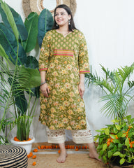 Green Sanganeri yoke kurta