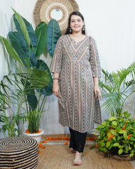 White lines Officewear Kurta