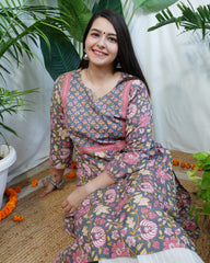 Grey Sanganeri yoke kurta