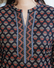 Black flower border kurti