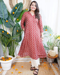 Kumkum Aline kurta