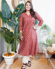 Kumkum Aline kurta