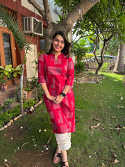 Red Geometric ban neck Kurta