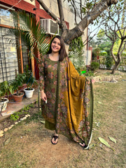 Mehendi green Floral Spun suit set