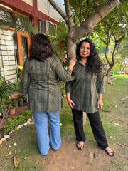 Bottle green geomteric collar short kurti
