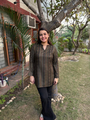 Green stripe line woollen short kurti