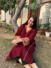 Maroon kullu patti pocket phiran (loose fitting)
