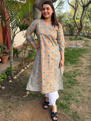 Beige Ferozi Kali kurta