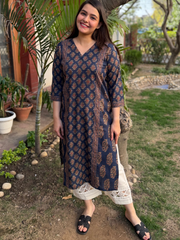 Indigo kali border kurta