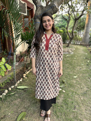 Cream Maroon buta Kurta