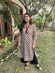 Cream Maroon buta Kurta