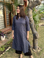 Blue flower printed kurta