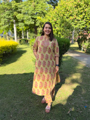Pista Mughlai coord set