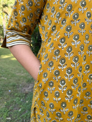 Mustard Handblock buti collar Coord set with pocket