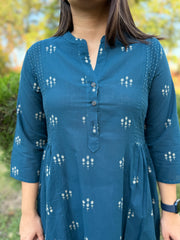 Neele Side Gather Dobby Kurta