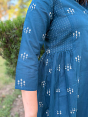 Neele Side Gather Dobby Kurta