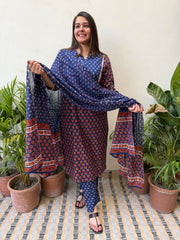 Blue floral yoke suit set