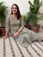 Mehendi floral pintucks Coord set