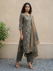 Forest Green Sitara work Neckline Suit Set