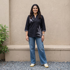 Black solid V neck kurti
