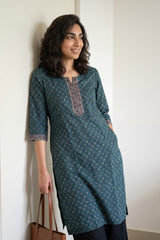 Green choti buti Kurta